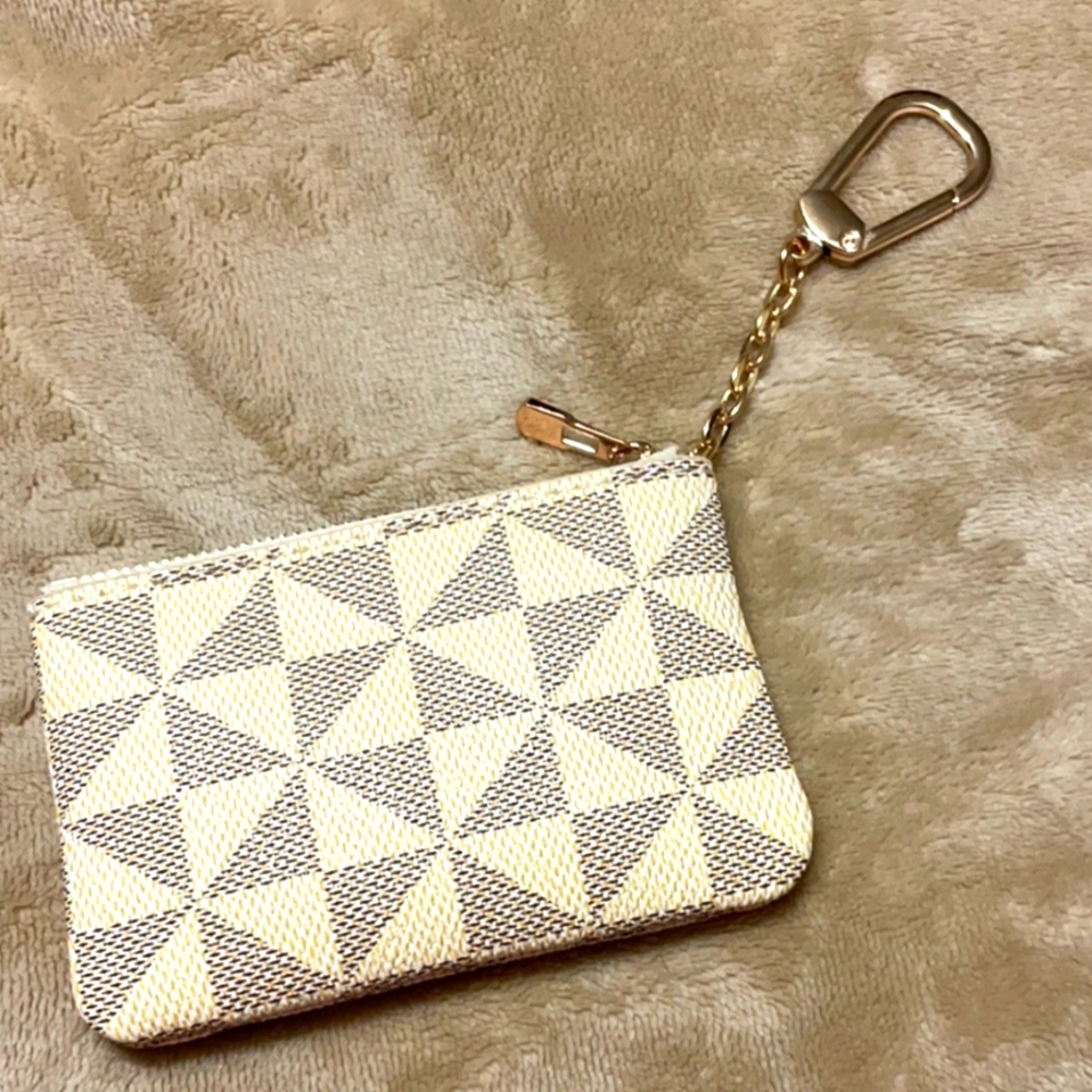 Coin Purse - Picture 3 of 4